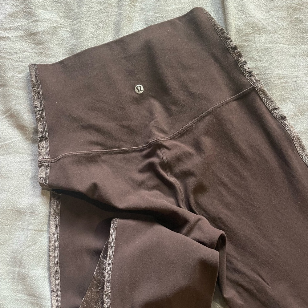Lululemon Align super high rise 28” Leggings